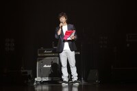 鮎貝健（撮影：nonfix creative [大武紘明、小谷信介、齋藤正、宮崎慎之輔]）