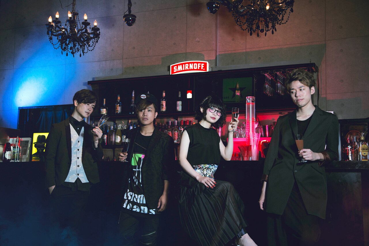 カラスは真っ白