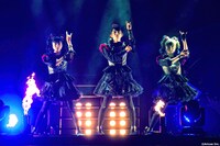 「BABYMETAL WORLD TOUR 2016」The SSE Arena, Wembley公演の様子。