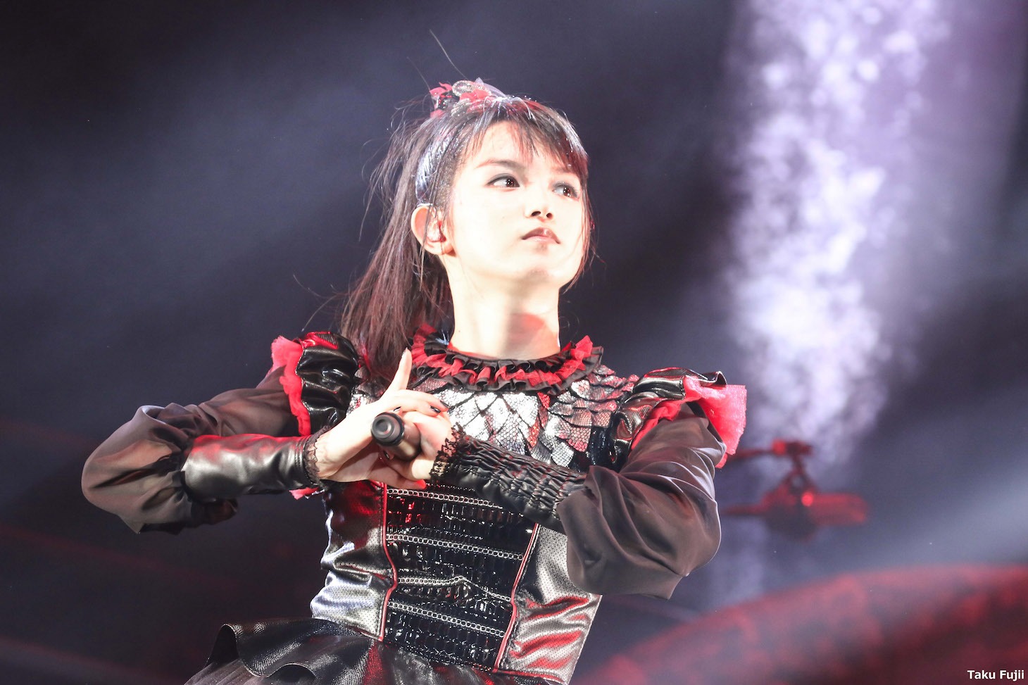 SU-METAL（Vo, Dance）