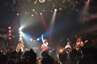 南波志帆「THE NANBA SHOW 『meets sparkjoy』 tour 2016☆」最終公演の様子。