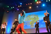 超特急と永野のコラボパフォーマンスの様子。