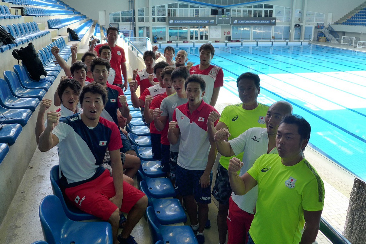 水球日本代表・ポセイドンジャパンの選手たち。（写真提供：ワーナーミュージック・ジャパン）