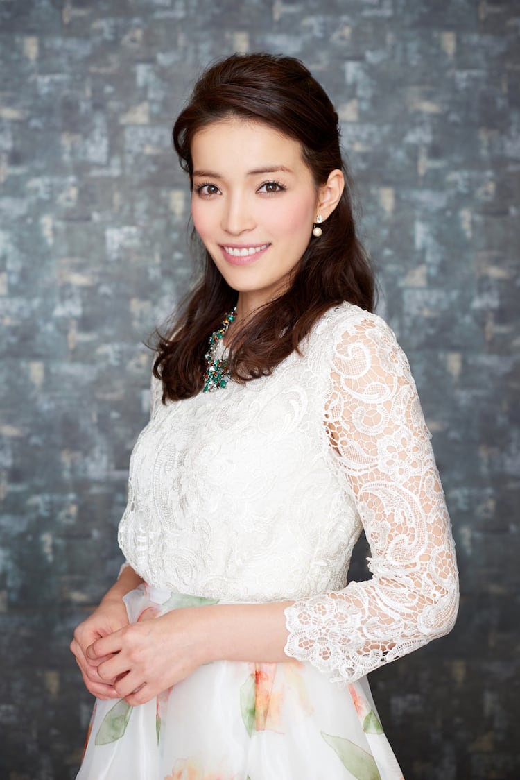 知念里沙
