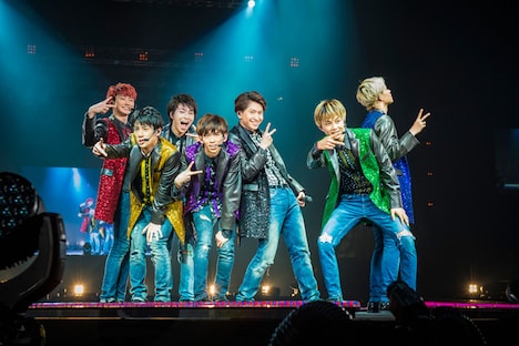 「超特急 CHRISTMAS ONEMAN LIVE 2015 Fantasy Love Train ～君の元までつながるRail～」ビジュアル(c)フジテレビ