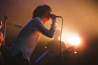 石崎ひゅーい（撮影：上飯坂一）