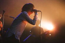 石崎ひゅーい（撮影：上飯坂一）