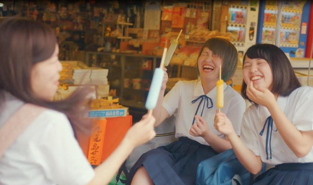 カノエラナが学生に送る応援歌「シャトルラン」MVフル公開、リリースイベントも続々