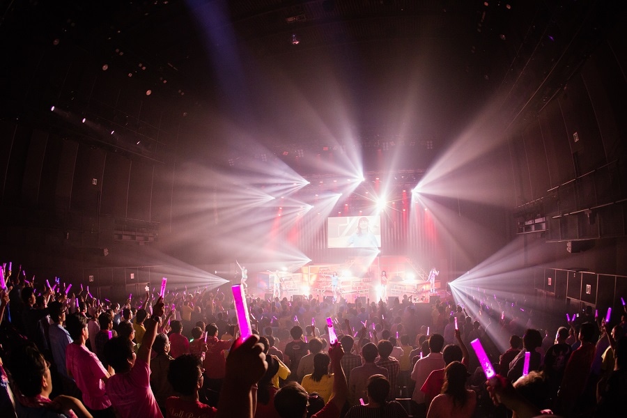 「Doll☆Elements One-Man Live 2016 Spring ▽Doll Pop▽」の様子。（写真提供：テレビ朝日）
