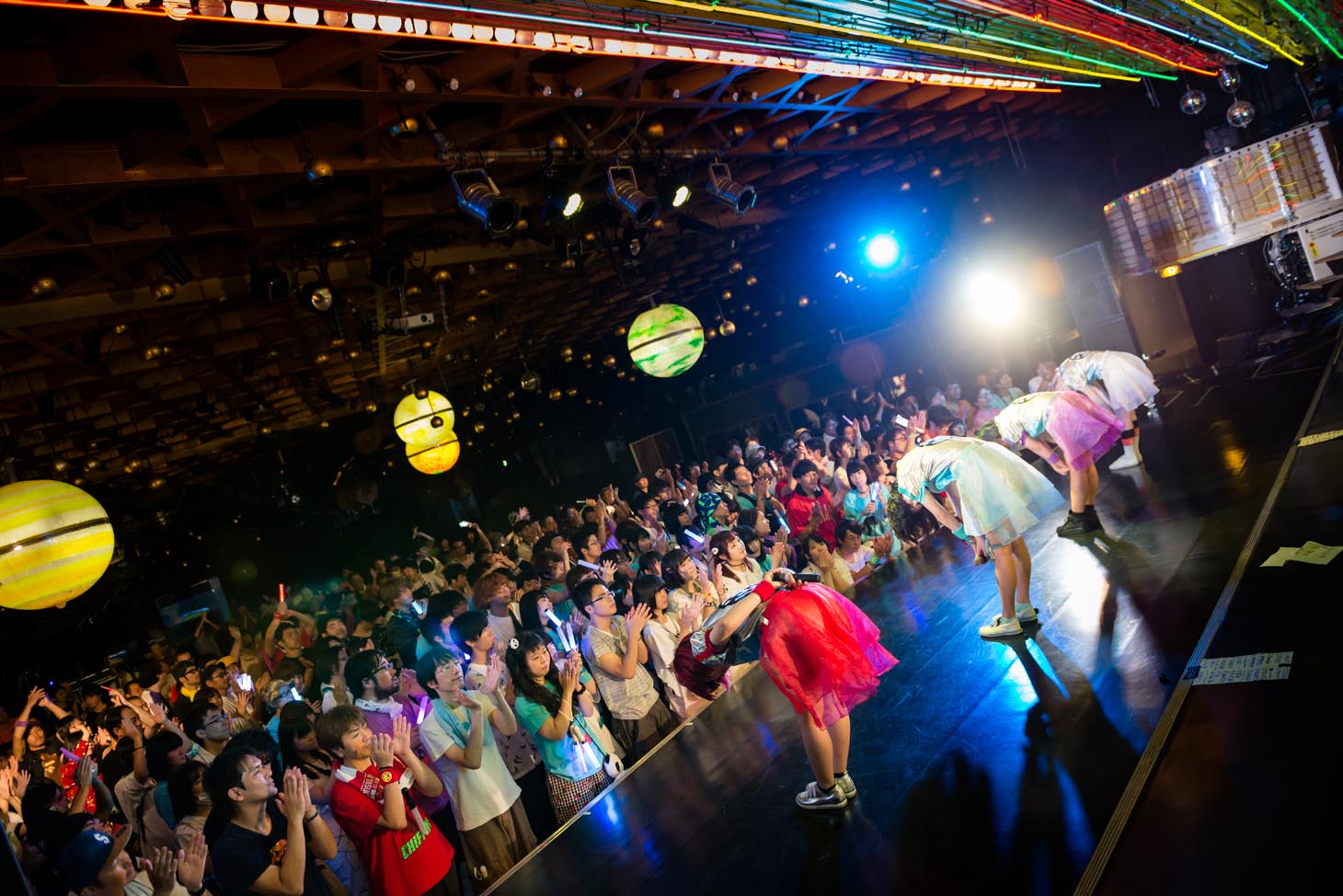 「WE ARE A ROCK FESTIVAL TOUR」7月31日の大阪・ユニバース公演の様子。（Photo by shinz）