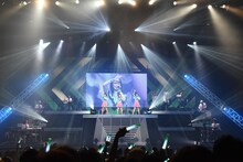 「Negicco 13th Anniversary『Road of Negiiiiii ～TADAIMA～ 2016 Summer at NHKホール』」の様子。