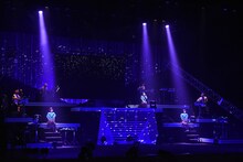 「Negicco 13th Anniversary『Road of Negiiiiii ～TADAIMA～ 2016 Summer at NHKホール』」の様子。