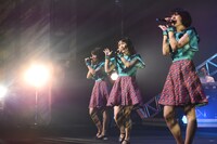 「Negicco 13th Anniversary『Road of Negiiiiii ～TADAIMA～ 2016 Summer at NHKホール』」の様子。