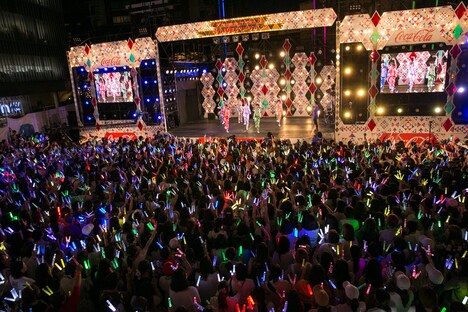 超特急のライブの様子。（撮影：米山三郎[SignaL]）