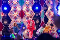 超特急（撮影：米山三郎[SignaL]）