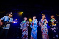 「チャオ ベッラ チンクエッティ!!!! 10周年記念ライブ!!!!」の様子。（提供：アップフロントクリエイト）