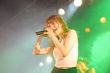 諸塚香奈実（提供：アップフロントクリエイト）