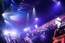 「KEYTALK『KTEP COMPLETE』発売記念ワンマンライブ」の様子。（撮影：後藤壮太郎、梅田慎之介）