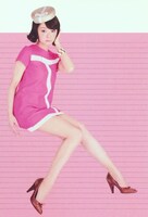 店舗購入特典ポストカードのうち1種。