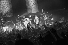 「YUZU ASIA TOUR 2016 Summer NATSUIRO Supported by WAKUWAKU JAPAN」ファイナル公演の様子。