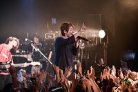 太志（Vo / Aqua Timez）（撮影：佐藤祐介）