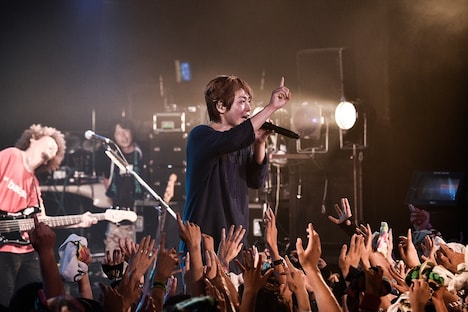 太志（Vo / Aqua Timez）（撮影：佐藤祐介）