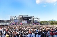 SPYAIR「JUST LIKE THIS 2016」の様子。（撮影：鳥居洋介、三浦知也、中島未来）