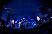 前夜祭に出演したLEGO BIG MORL。 (c)Reborn-Art Festival