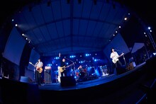 前夜祭に出演したLEGO BIG MORL。 (c)Reborn-Art Festival