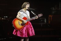 大原櫻子「大原櫻子 CONCERT TOUR 2016 ～CARVIVAL～」初日公演の様子。（撮影：宮家和也）