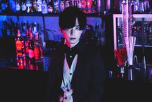 シミズコウヘイ（カラスは真っ白）