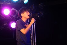 タワーレコード渋谷店B1F CUTUP STUDIOでインストアイベントを行うぼくのりりっくのぼうよみ。