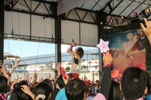 LiSA「めざましライブ」の様子。