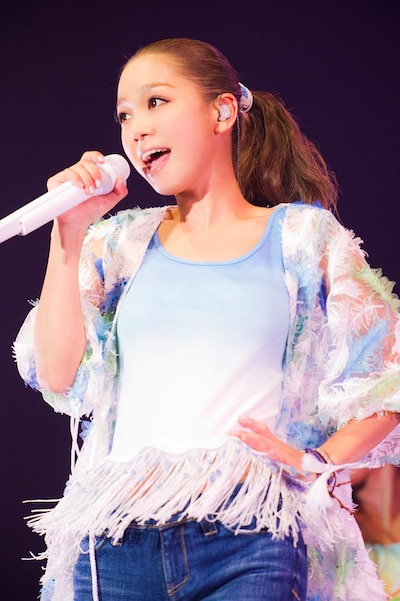 西野カナ「Just LOVE Tour」北海道・北海道立総合体育センター 北海きたえーる公演の様子。（撮影：永谷知也[WILL CREATIVE INC.]）