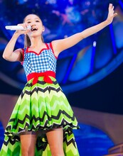 西野カナ「Just LOVE Tour」北海道・北海道立総合体育センター 北海きたえーる公演の様子。（撮影：永谷知也[WILL CREATIVE INC.]）