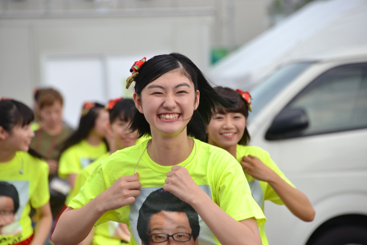 小林歌穂