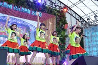 私立恵比寿中学「めざましライブ」の様子。