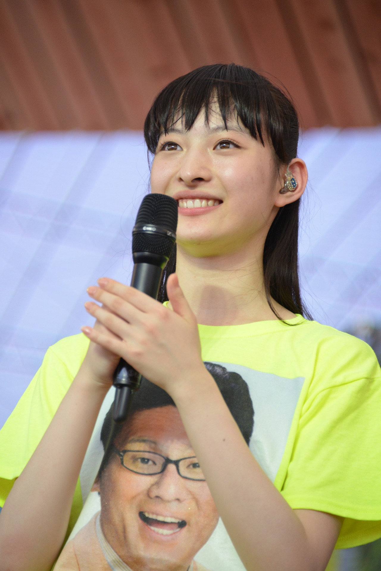 松野莉奈