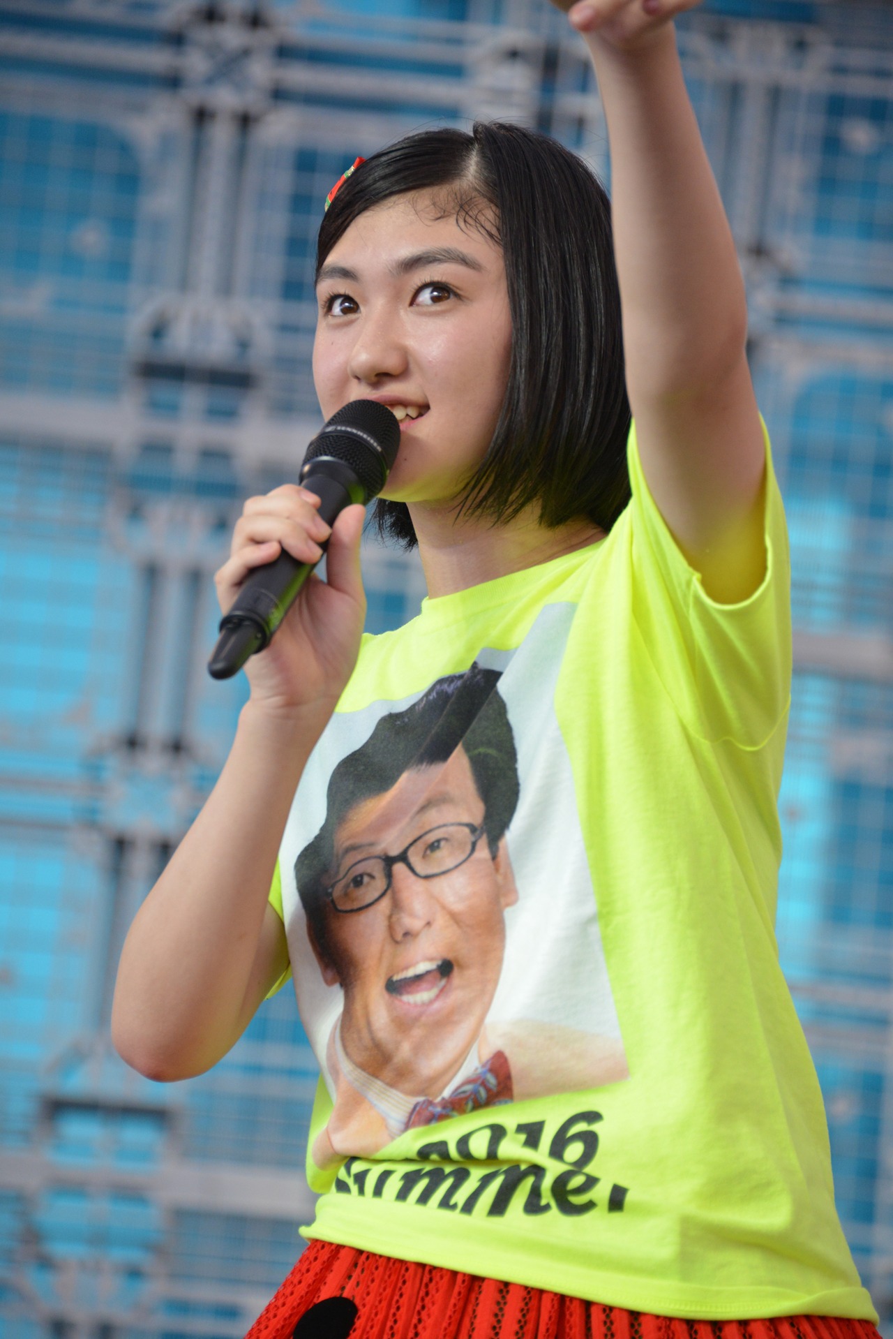 小林歌穂