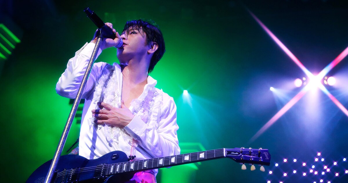 及川光博ワンマンショー「Punch-Drunk Love」をWOWOWで放送 - 音楽ナタリー