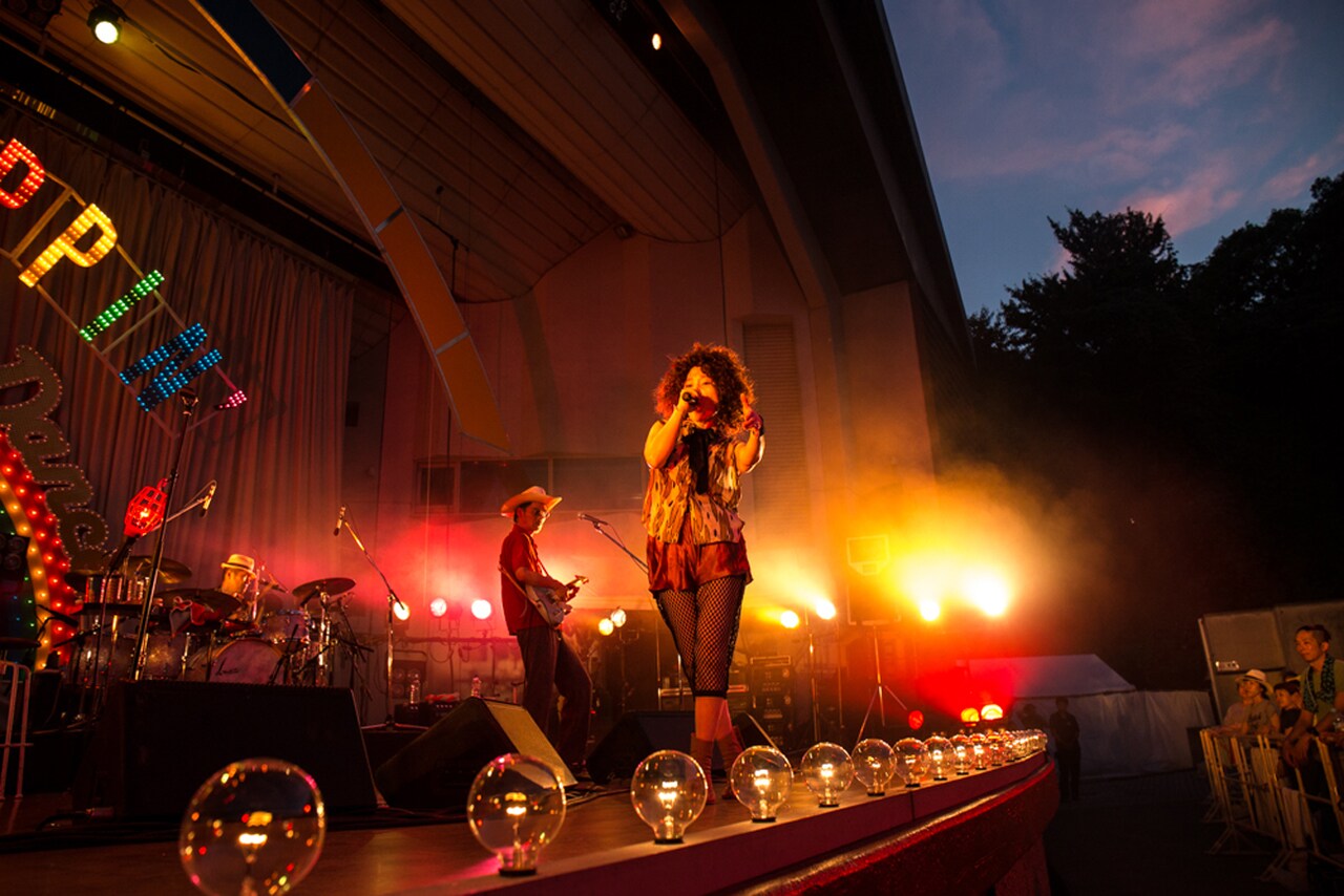 EGO-WRAPPIN'、20周年イヤーの野音ワンマンで何度も「ありがとう」