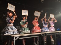 「SUPER☆GiRLS 3期メンバー1st LIVE～初陣～」8月8日公演の様子。
