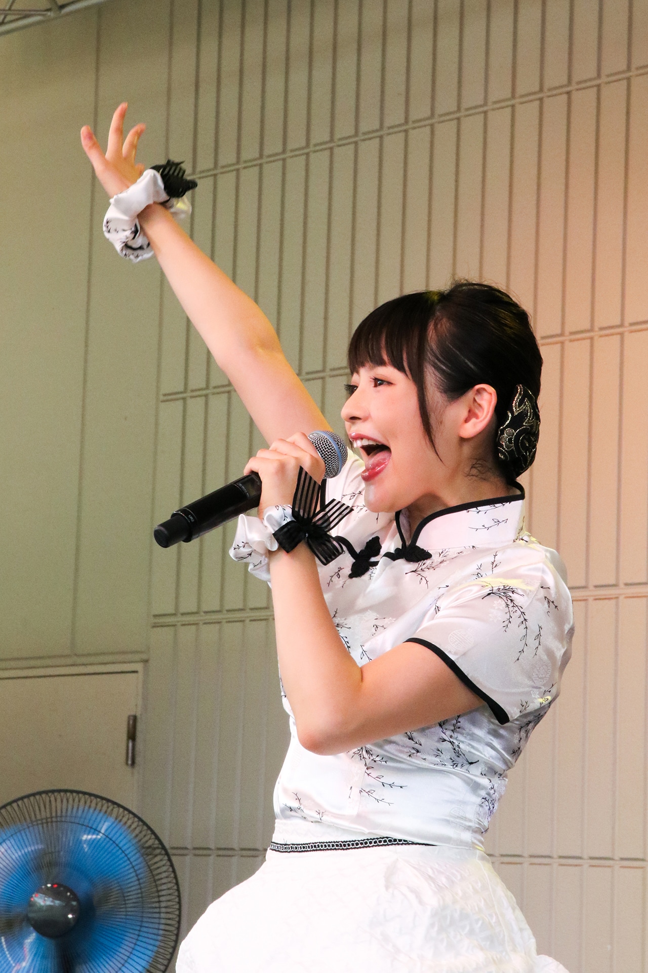 上坂すみれ