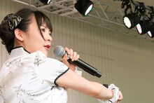 上坂すみれ