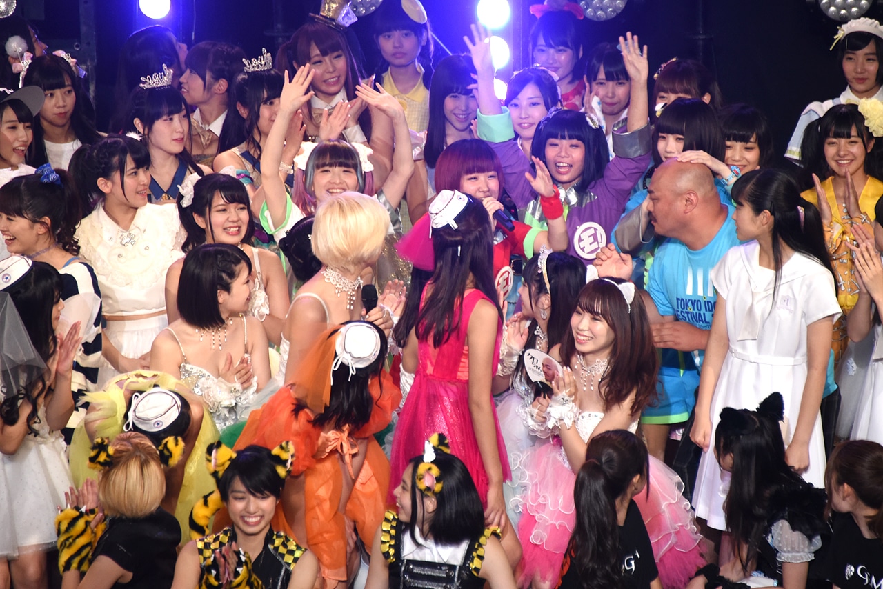 「HOT STAGE」3日目グランドフィナーレの様子。