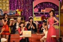 「スナックうめ子」で誕生日を祝ってもらったにもかかわらず、場の空気が微妙なことになり「サプライズでスベらないでくれる？」とご立腹の河村唯（ex. アイドリング!!!）。