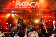 AIR SWELL（写真提供：rockin'on japan）