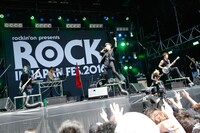 Crossfaith（写真提供：rockin'on japan）