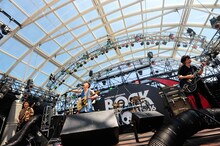 Nothing's Carved In Stone（写真提供：rockin'on japan）