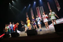 でんぱ組.incと氣志團。（写真提供：ディアステージ）